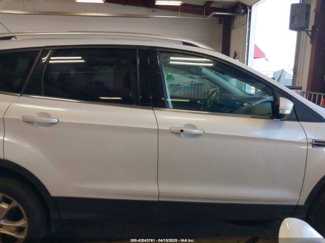 1FMCU9J94GUC28648 Ford Escape Titanium