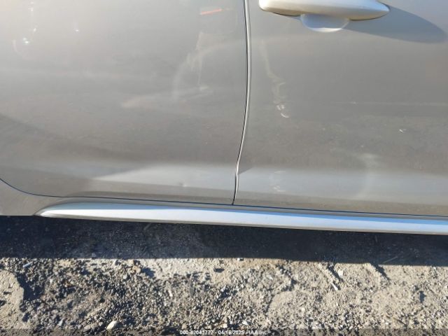 5YFB4MDE9PP019270 Toyota COROLLA LE