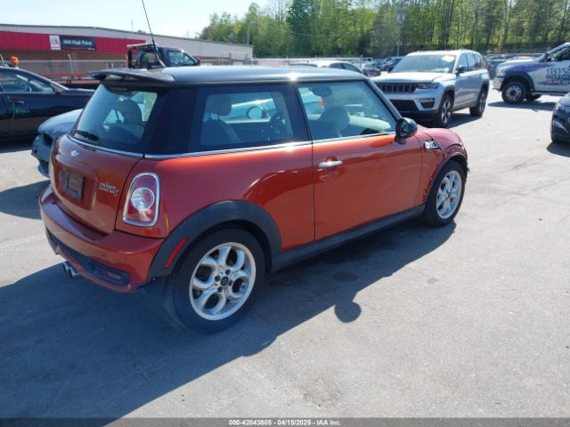 2011 MINI COOPER S WMWSV3C58BTY12535 Photo 3