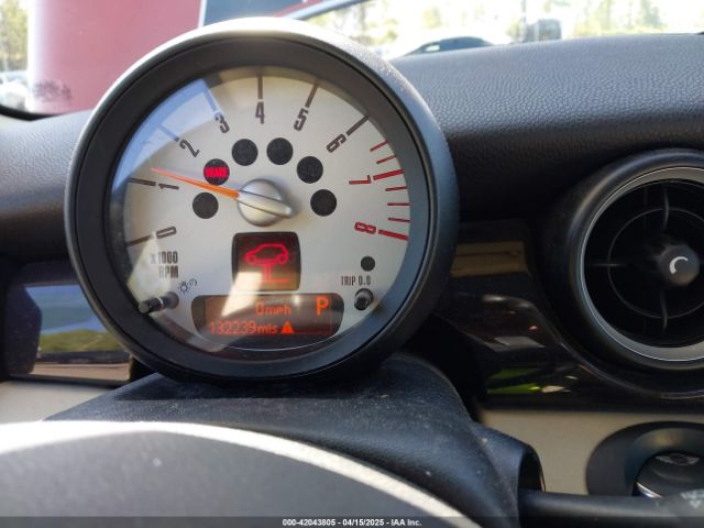 2011 MINI COOPER S WMWSV3C58BTY12535 Photo 6
