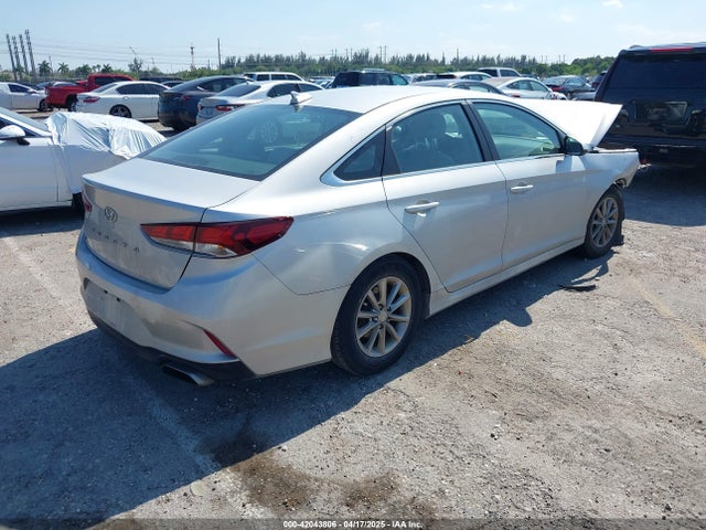 5NPE24AFXJH667138 Hyundai SONATA SE