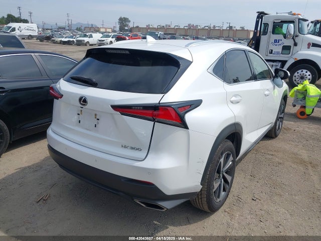 JTJGARBZ0L2176404 Lexus NX 300