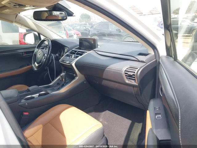 JTJGARBZ0L2176404 Lexus NX 300