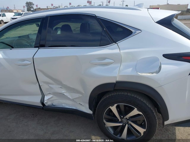 JTJGARBZ0L2176404 Lexus NX 300