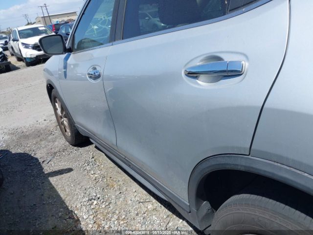 KNMAT2MT3KP531635 Nissan ROGUE SV