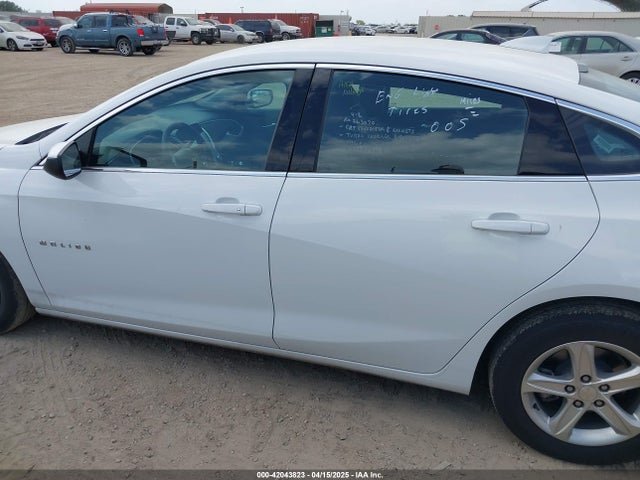 1G1ZD5ST3PF229322 Chevrolet Malibu Fwd 1lt