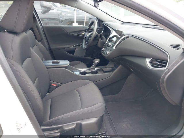 1G1ZD5ST3PF229322 Chevrolet Malibu Fwd 1lt