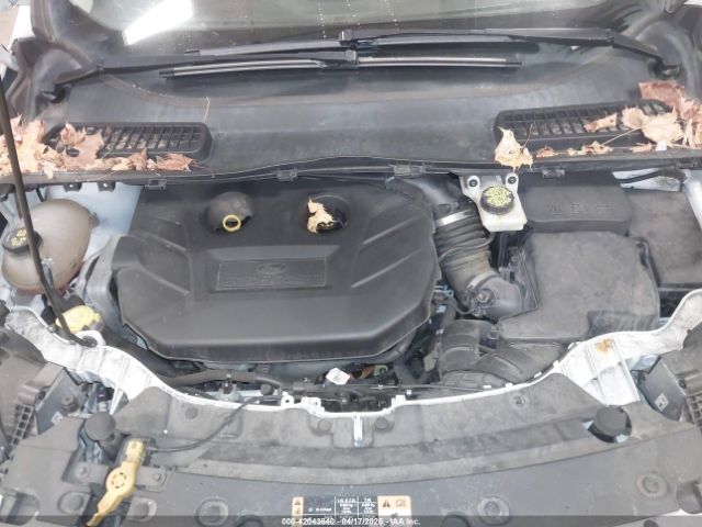1FMCU9J96HUB13454 Ford Escape Titanium