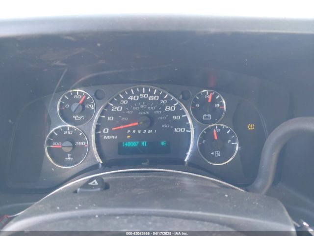 1GCWGAFP0M1206242 Chevrolet Express Cargo Rwd 2500 Regular Wheelbase Wt