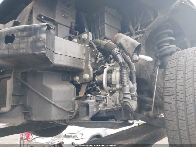 1VWAT7A35FC077089 Volkswagen Passat 1.8t S
