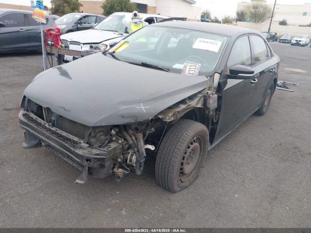 1VWAT7A35FC077089 Volkswagen Passat 1.8t S