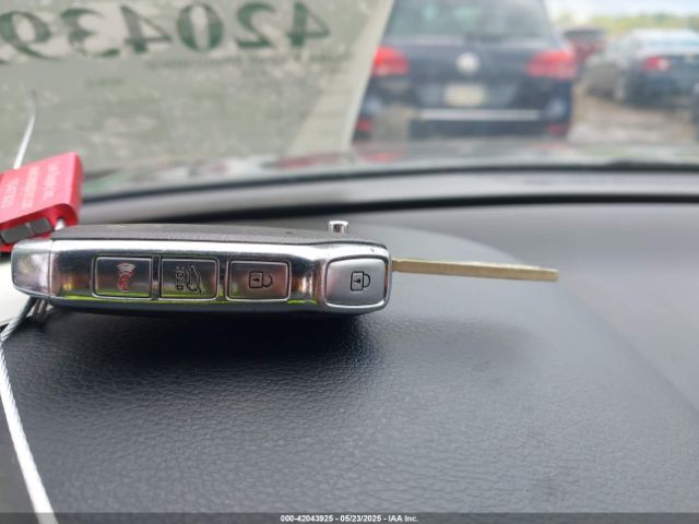 KNDJ23AUXN7806945 KIA SOUL LX