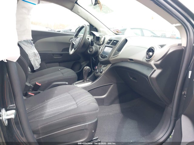 1G1JC6SB8G4112151 Chevrolet Sonic Lt Auto