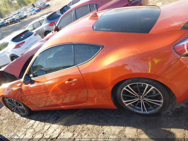JF1ZNAA12F9704233 Scion FR-S