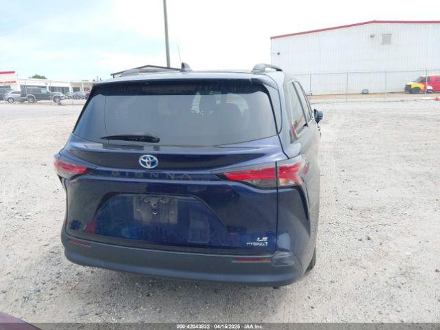 5TDKRKEC4MS024401 Toyota SIENNA LE
