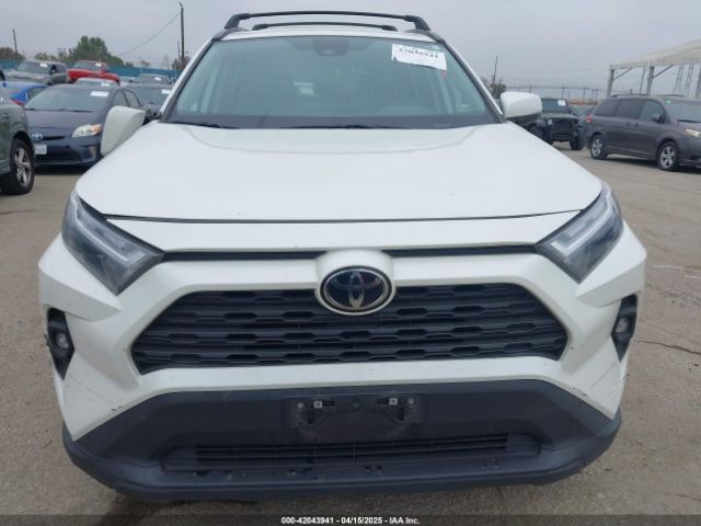 2T3C1RFV3NW231009 Toyota Rav4 Xle Premium