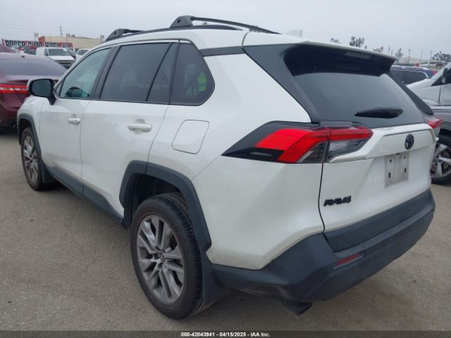 2T3C1RFV3NW231009 Toyota Rav4 Xle Premium