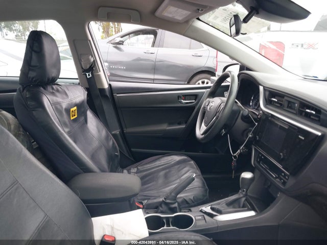2T1BURHE8HC851837 Toyota COROLLA LE