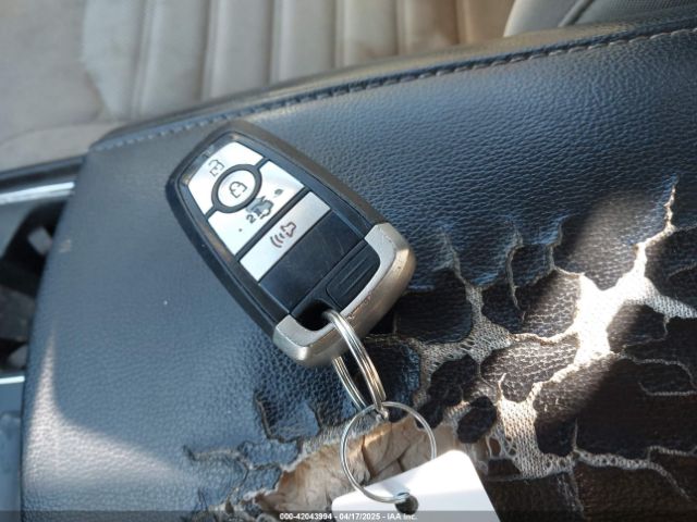 3FA6P0G72HR241293 Ford FUSION S