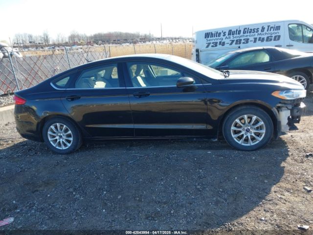 3FA6P0G72HR241293 Ford FUSION S