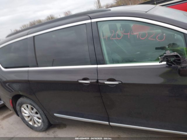 2C4RC1BG1HR797200 Chrysler Pacifica Touring-l