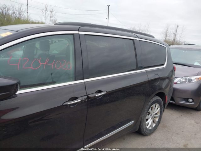 2C4RC1BG1HR797200 Chrysler Pacifica Touring-l