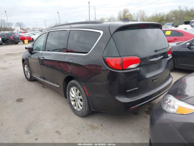 2C4RC1BG1HR797200 Chrysler Pacifica Touring-l