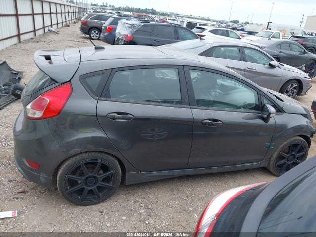3FADP4GX1JM104931 Ford 1.6l gtdi prem. fuel