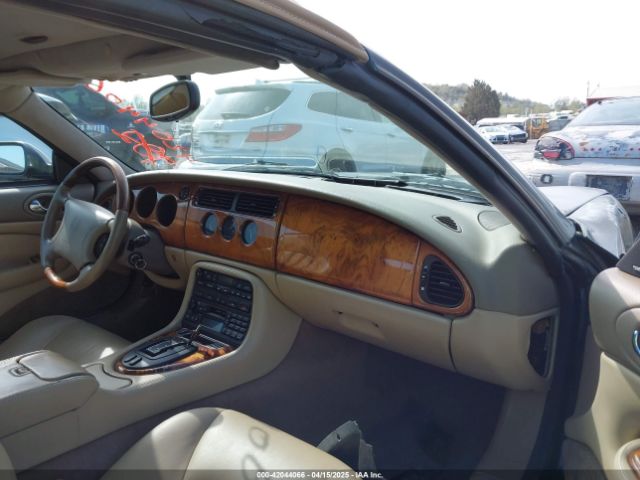 1999 JAGUAR XK8 SAJGX2044XC040892 Photo 4