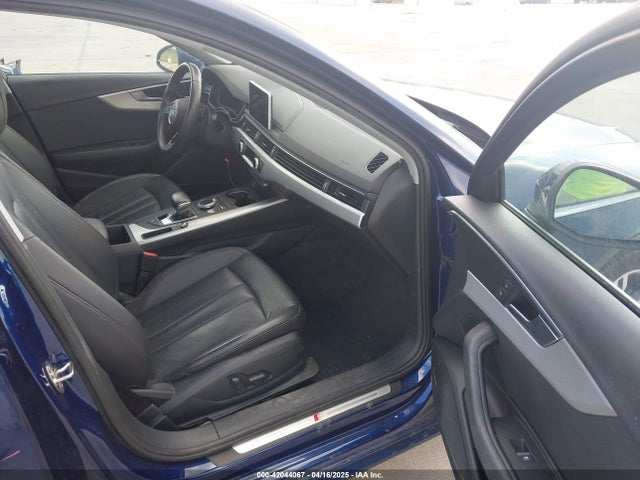 WAULMAF48HN036211 Audi A4 2.0t Ultra Premium