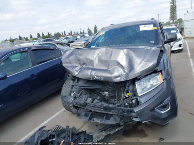 1C4RJEAG4FC721796 Jeep Grand Cherokee Laredo