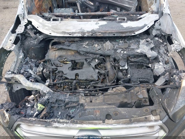 1FMCU9GD3HUA83907 Ford ESCAPE SE
