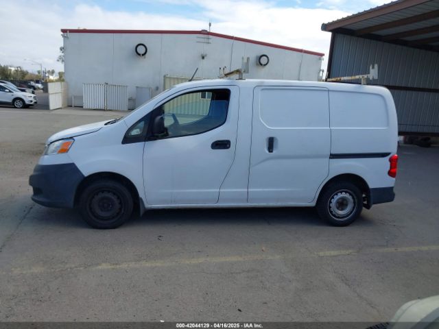 3N6CM0KN8HK708136 Nissan Nv200 S