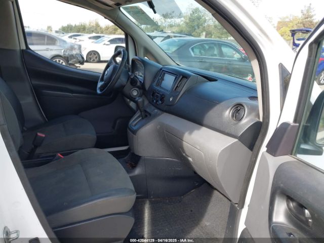 3N6CM0KN8HK708136 Nissan Nv200 S