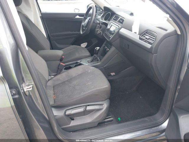 3VV1B7AX3LM103449 Volkswagen Tiguan 2.0t S