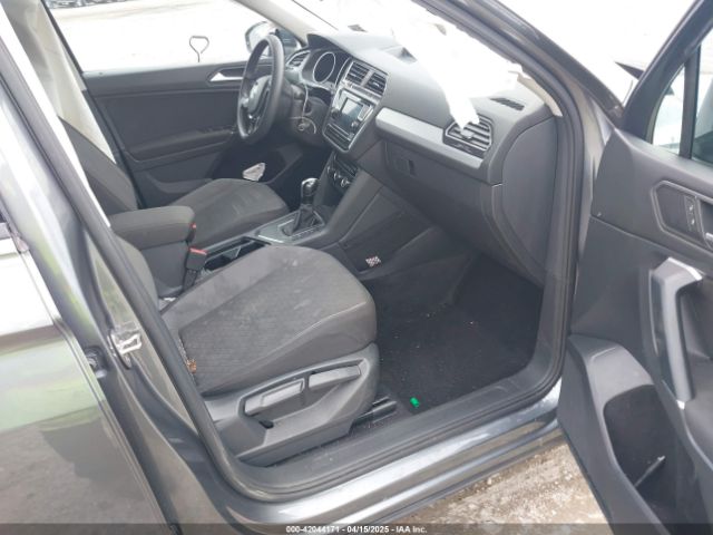 3VV1B7AX3LM103449 Volkswagen Tiguan 2.0t S
