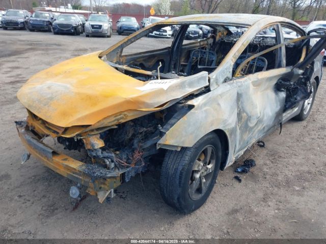 5NPDH4AE1EH456210 Hyundai ELANTRA SE