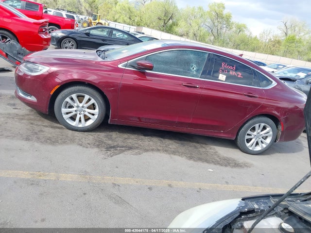1C3CCCAG2GN157810 Chrysler 2016