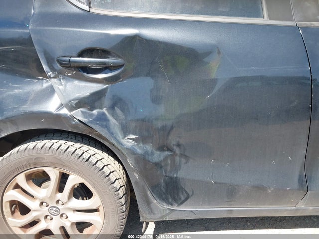 3MYDLBYV4HY151222 Toyota YARIS IA