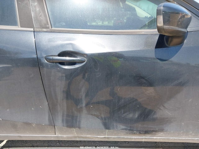 3MYDLBYV4HY151222 Toyota YARIS IA