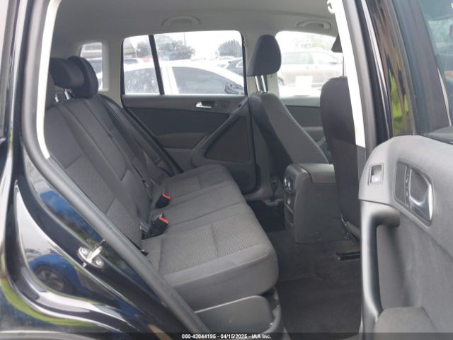 WVGBV3AX7EW614969 Volkswagen TIGUAN S