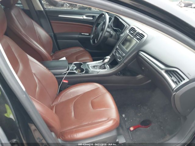 3FA6P0HD0GR205184 Ford FUSION SE