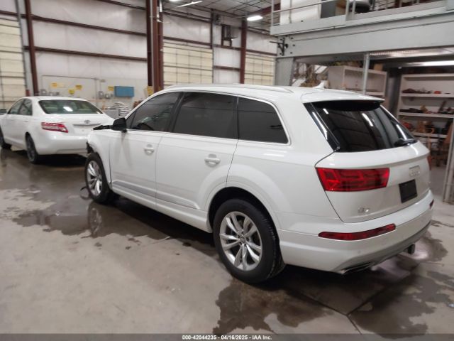 WA1LAAF73JD028903 Audi Q7 3.0t Premium
