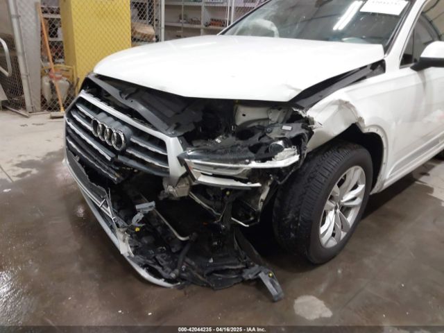 WA1LAAF73JD028903 Audi Q7 3.0t Premium