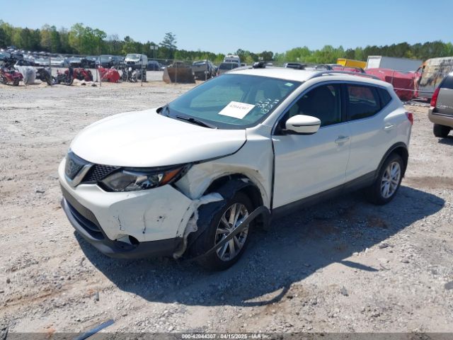 JN1BJ1CRXJW283837 Nissan Rogue Sport Sv