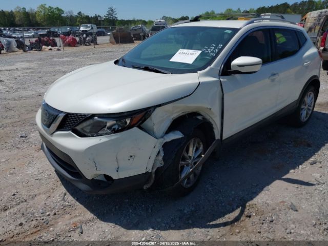 JN1BJ1CRXJW283837 Nissan Rogue Sport Sv