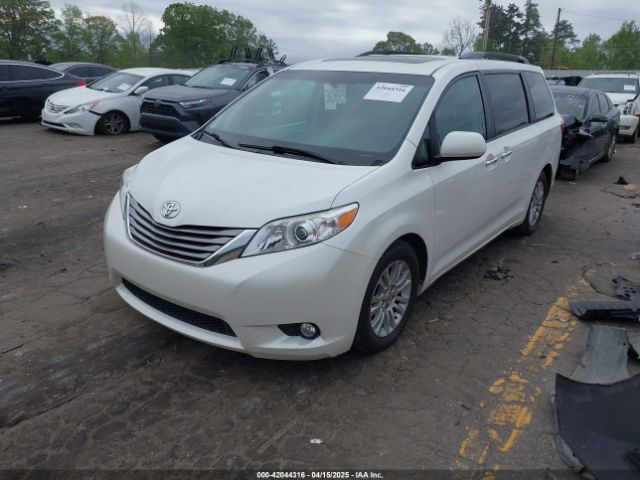 5TDYK3DC1GS723205 Toyota Sienna Xle Premium 8 Passenger