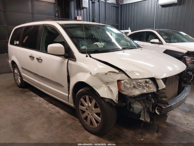 2C4RC1BG1FR676132 Chrysler Town & Country Touring