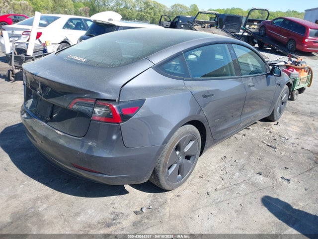 2023 TESLA MODEL 3 5YJ3E1EA6PF645110 Photo 3
