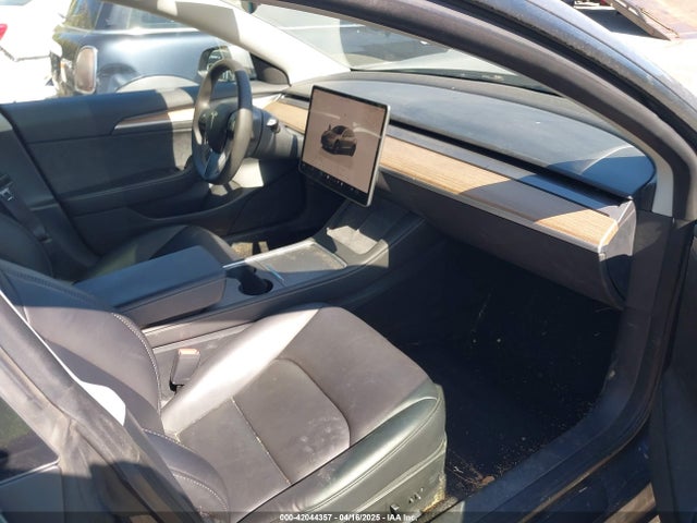 2023 TESLA MODEL 3 5YJ3E1EA6PF645110 Photo 4